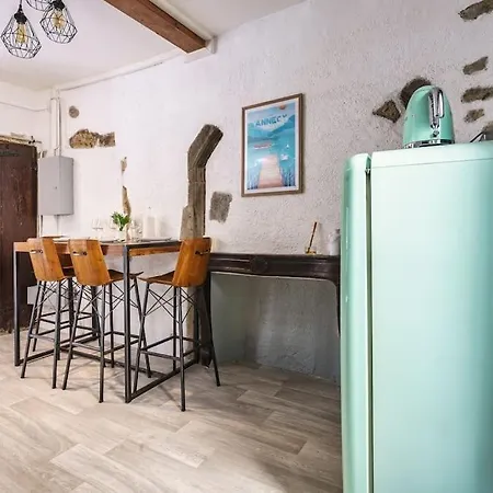 & Le Petit Rousseau - Proche Du Apartman Annecy